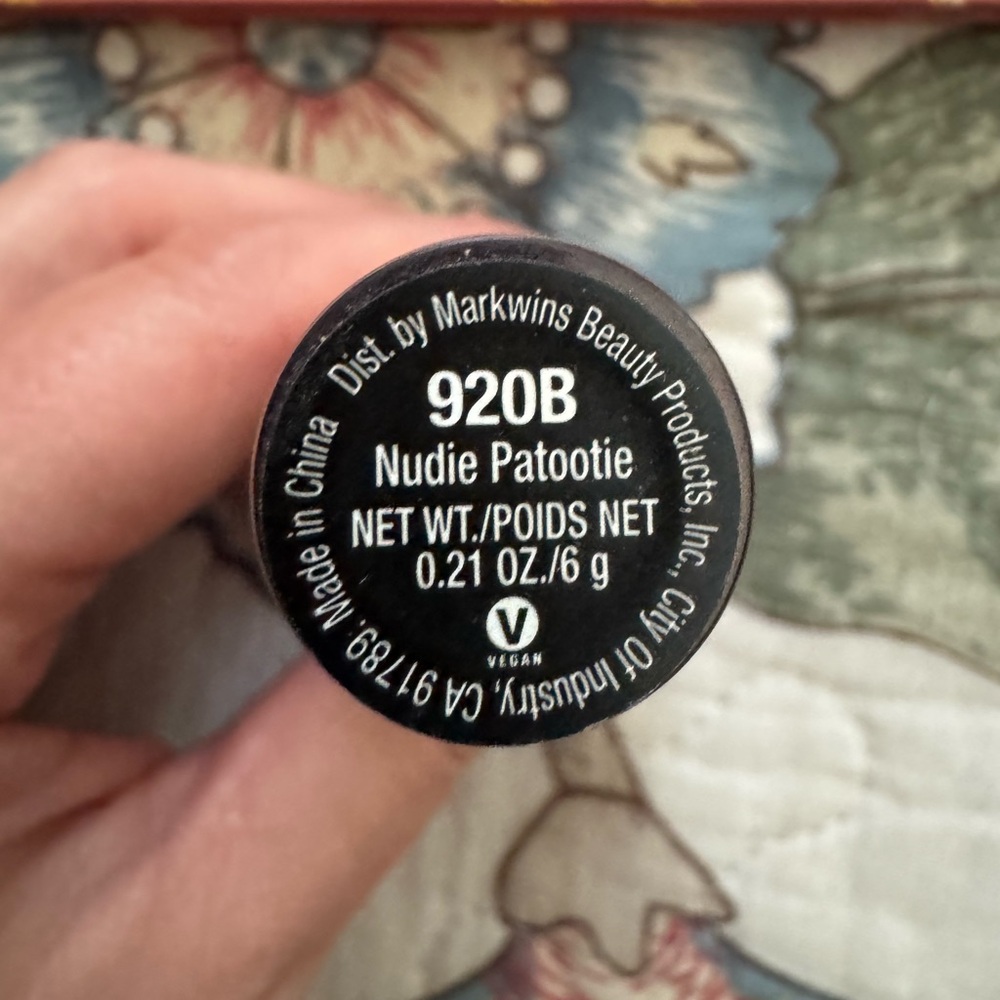 Makeup Bundle - Picture 7 of 15